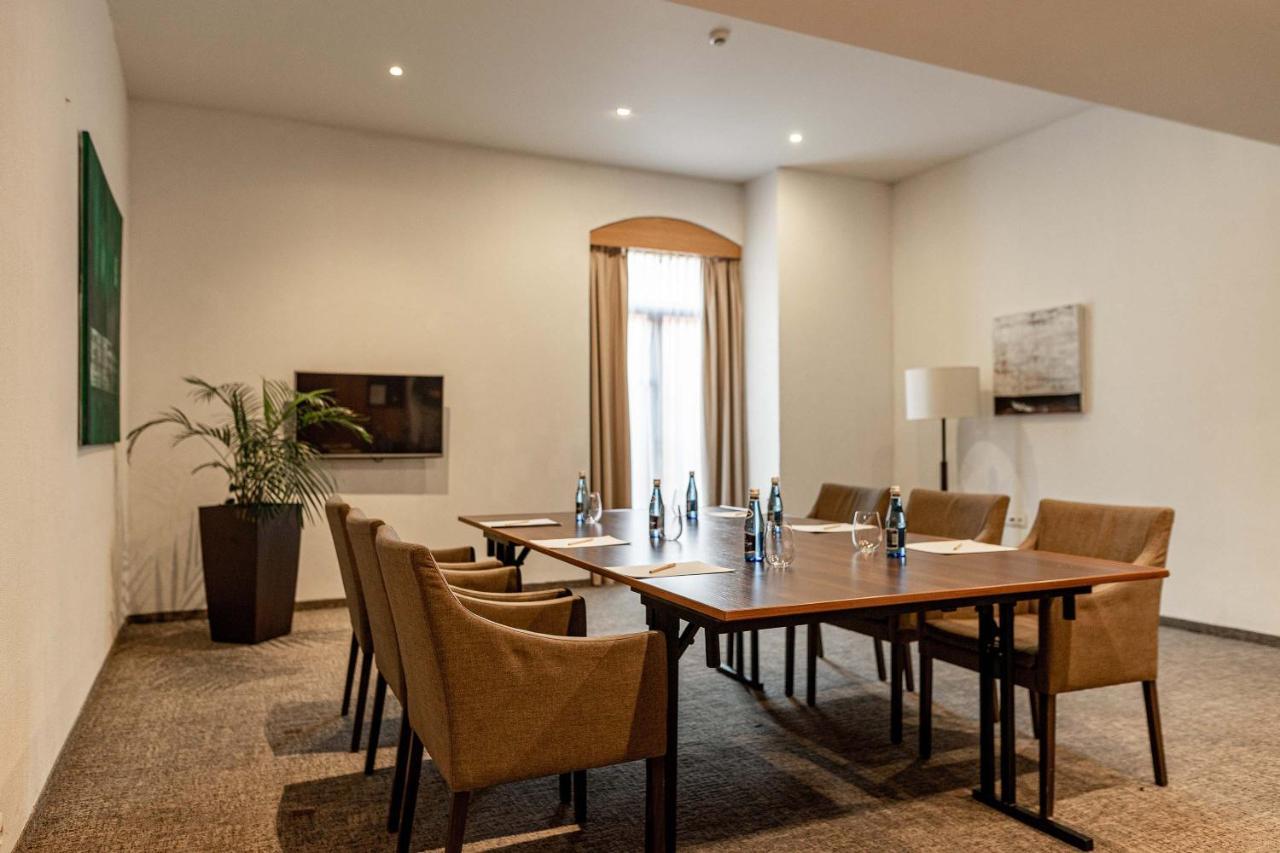 The Granary - La Suite Hotel Wrocław Extérieur photo Meeting room