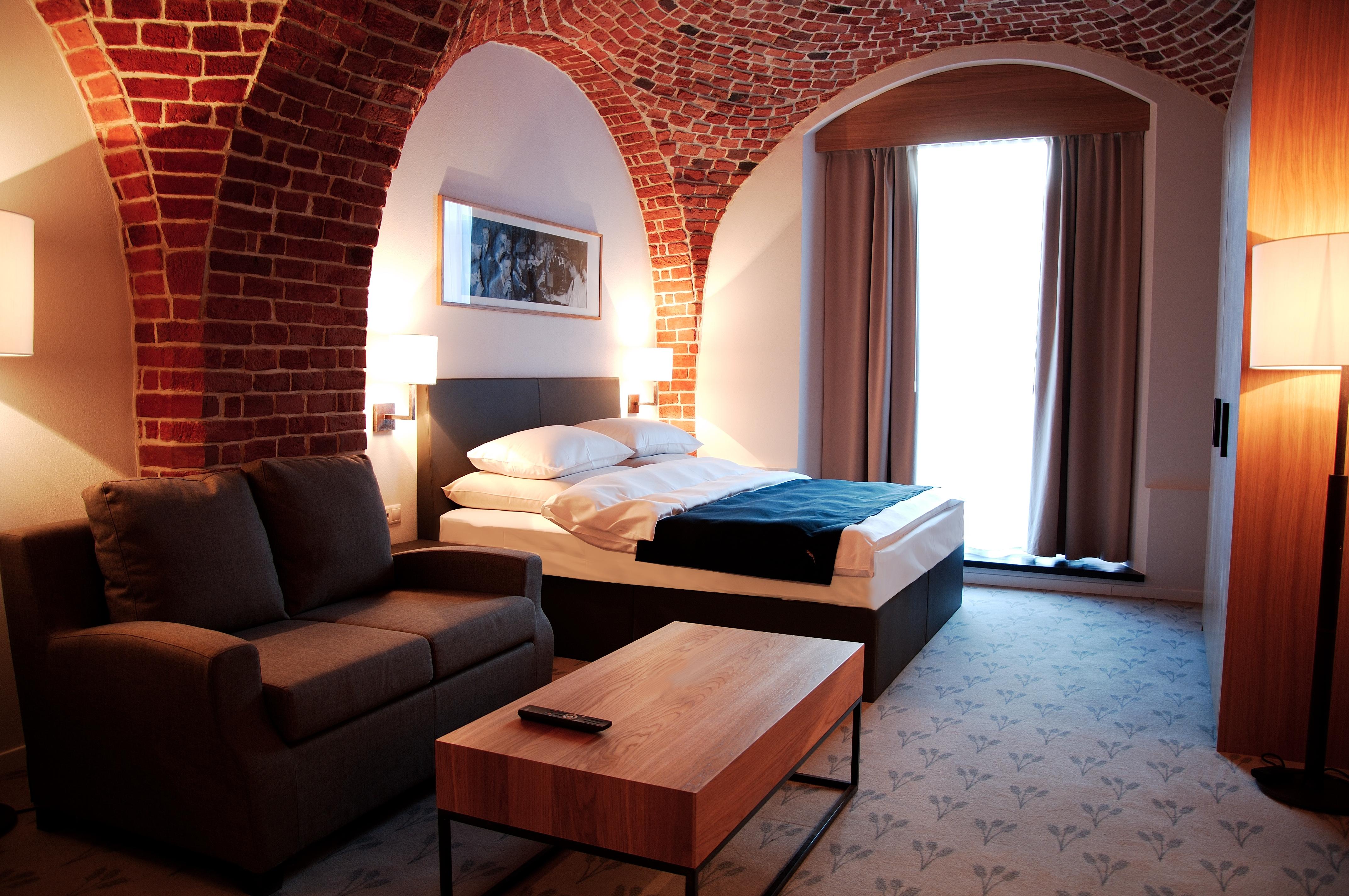 The Granary - La Suite Hotel Wrocław Chambre photo A room at the hotel