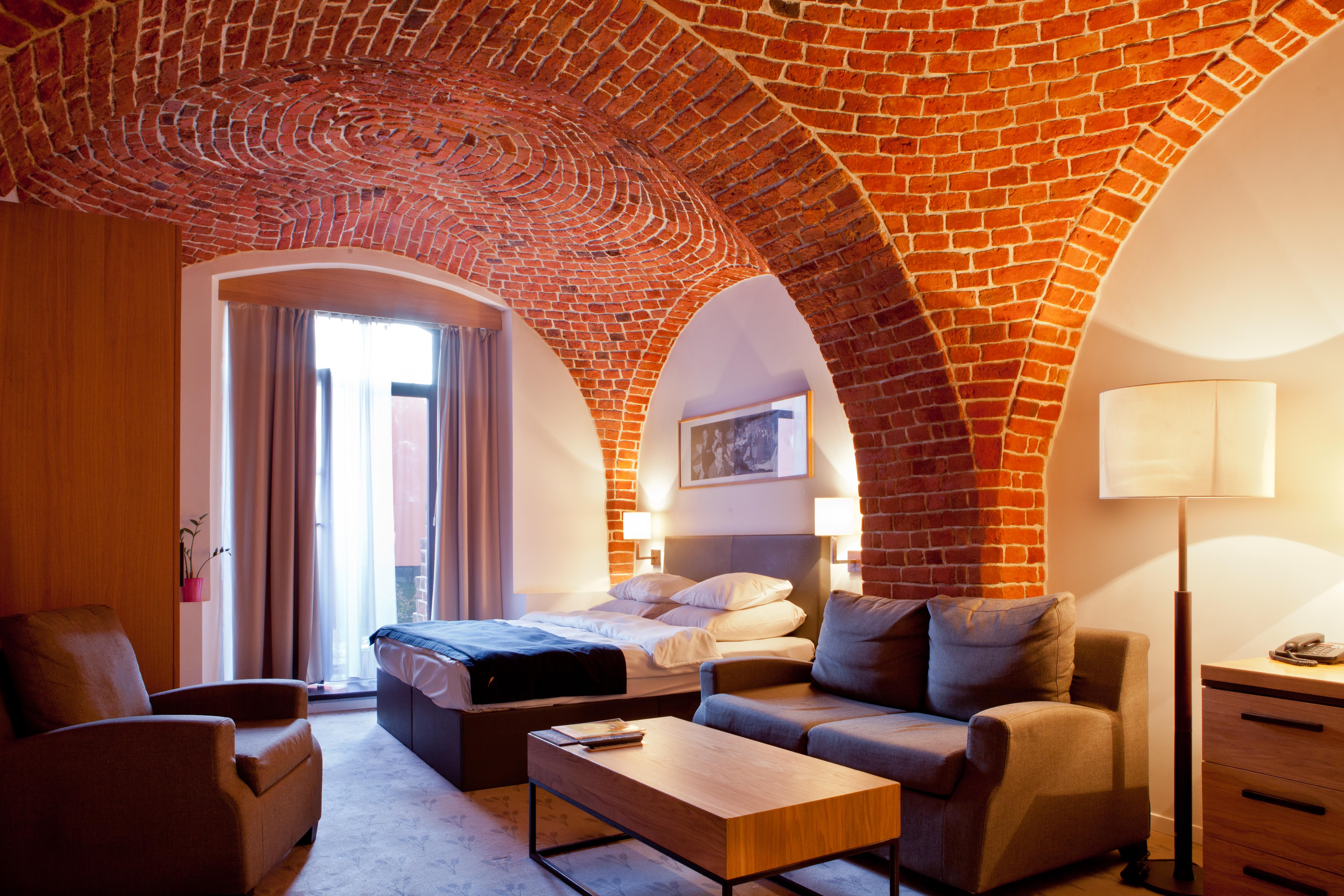 The Granary - La Suite Hotel Wrocław Extérieur photo A room at the hotel