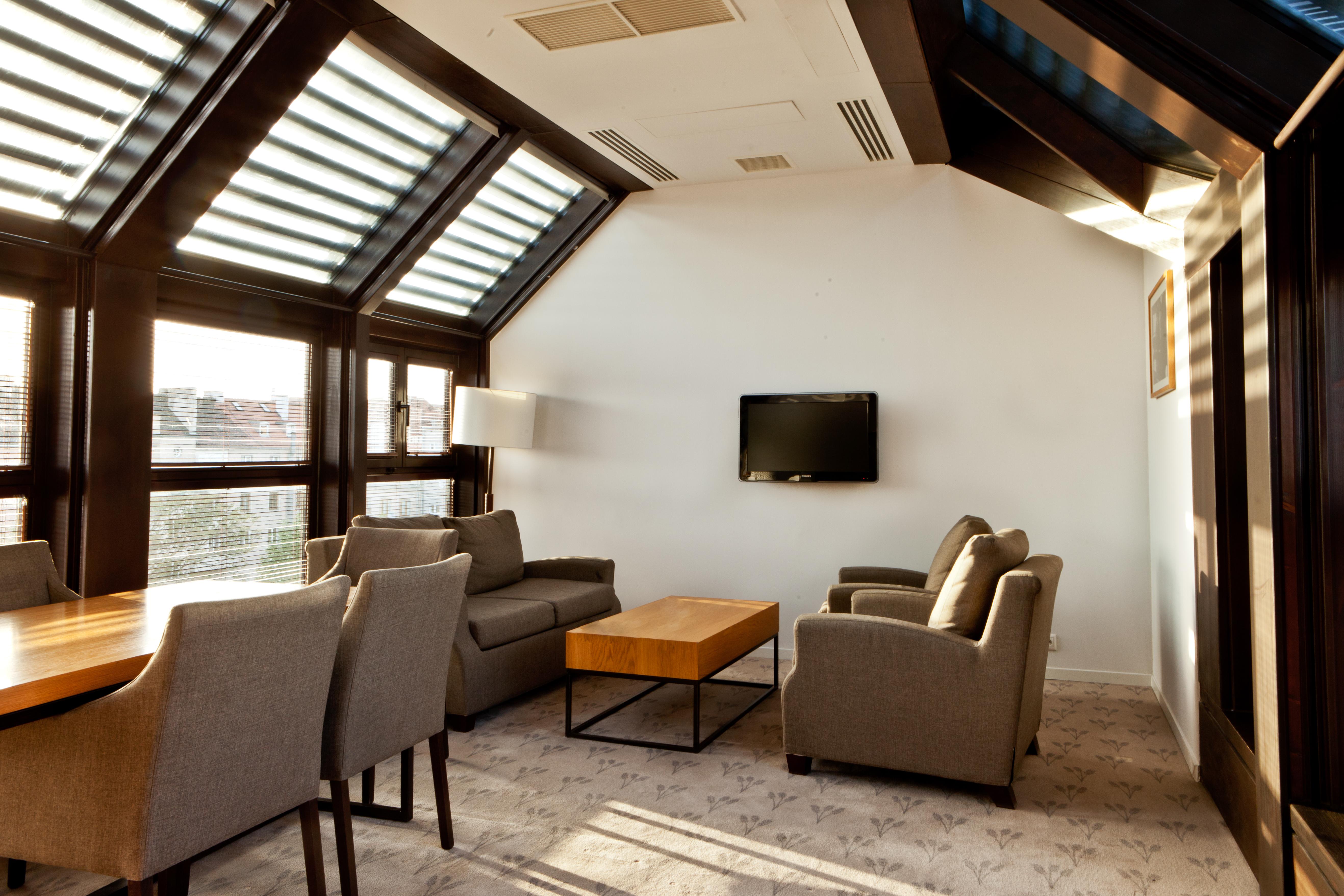 The Granary - La Suite Hotel Wrocław Extérieur photo The Sky Bar