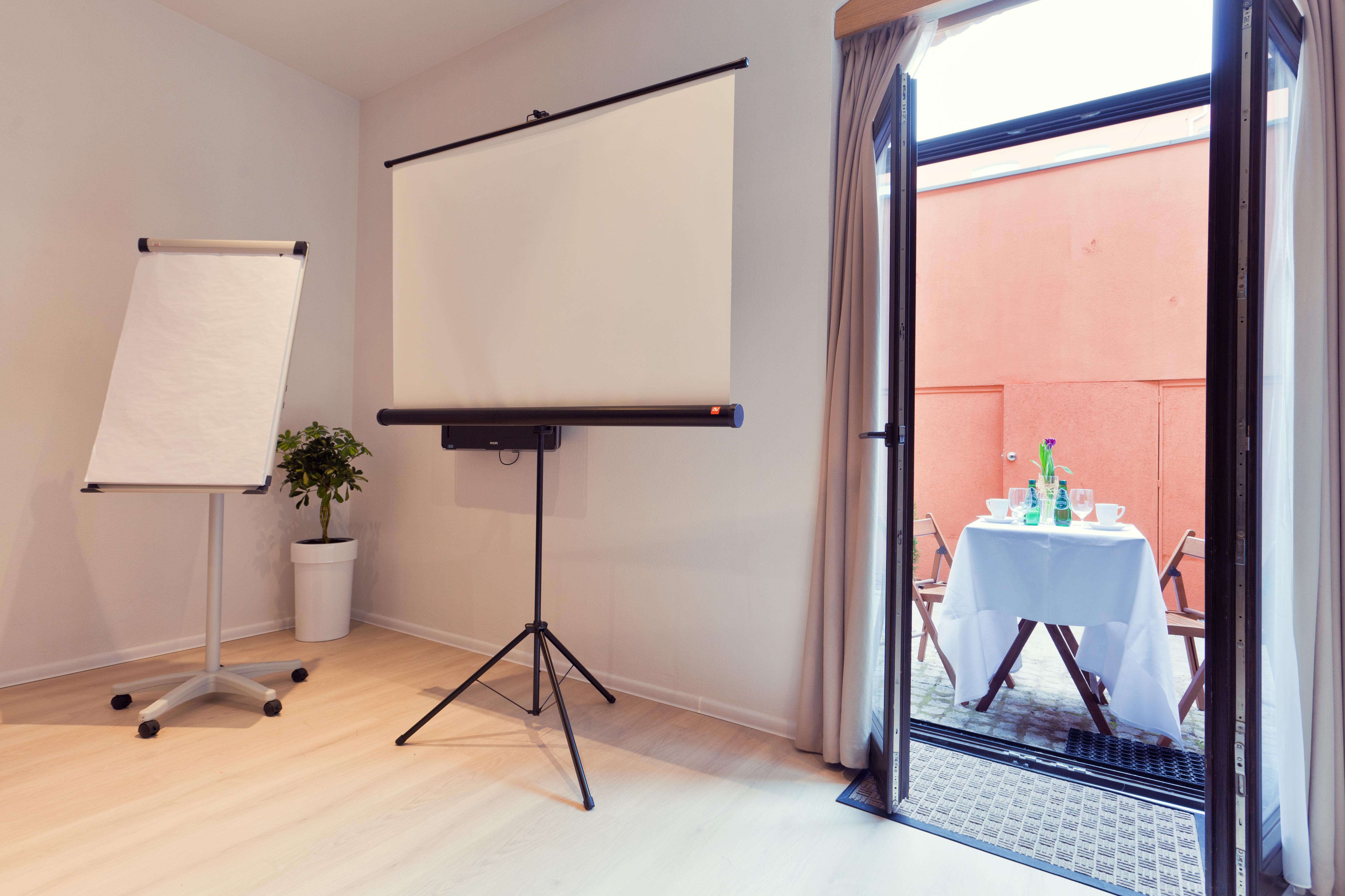 The Granary - La Suite Hotel Wrocław Extérieur photo Meeting room