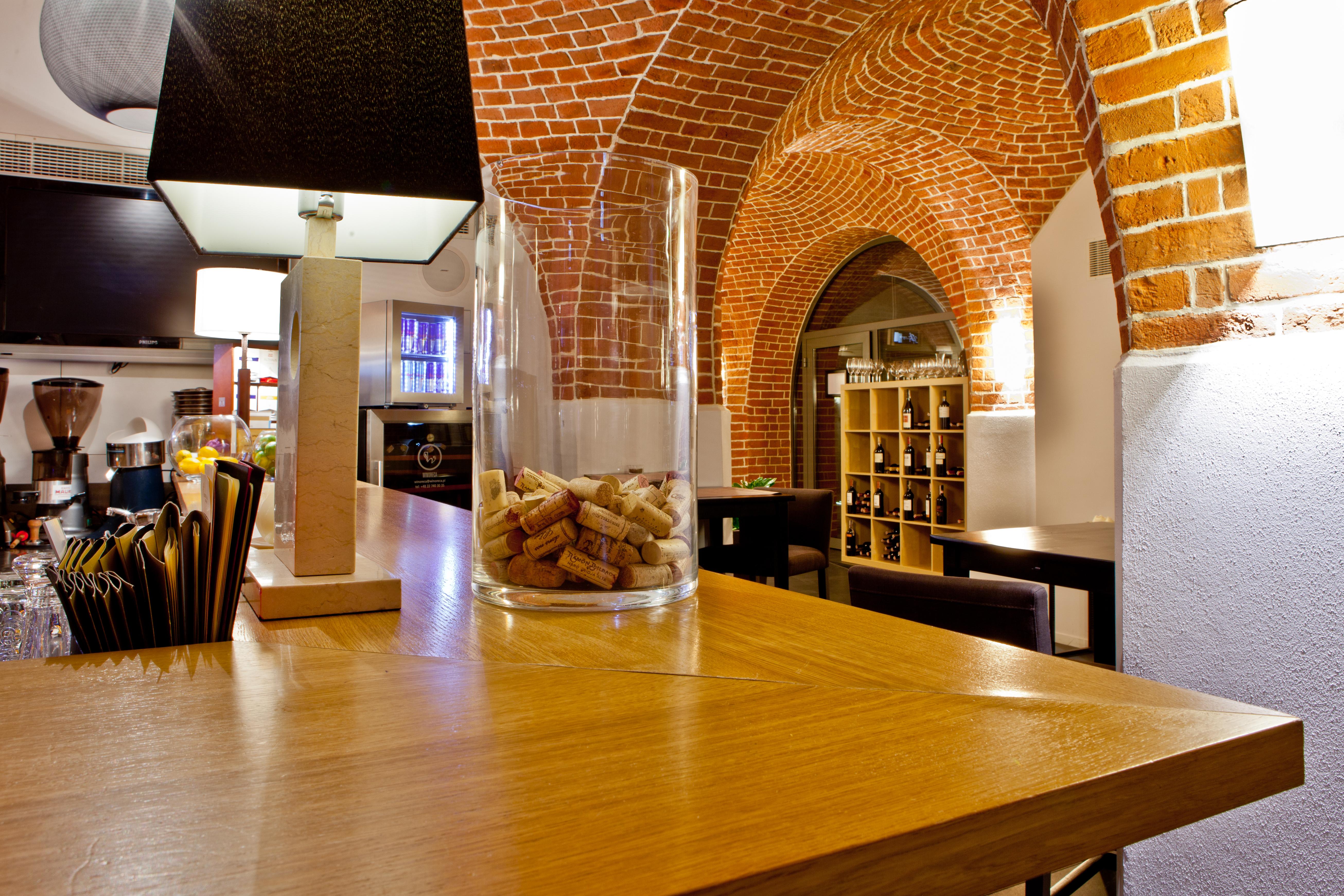 The Granary - La Suite Hotel Wrocław Extérieur photo Restaurant in the old town