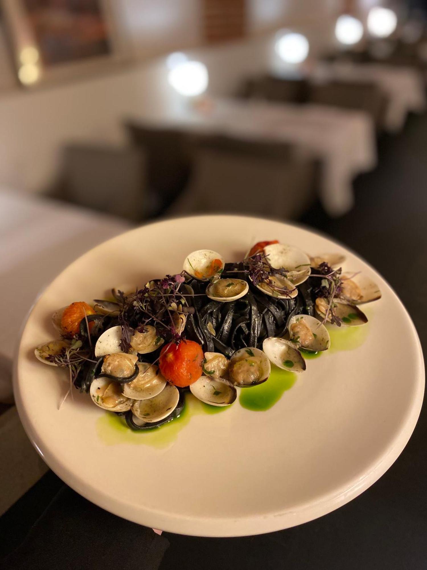 The Granary - La Suite Hotel Wrocław Extérieur photo Prune spaghetti with clams